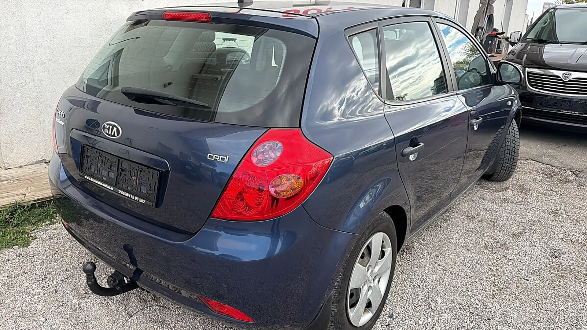 Kia Ceed / cee'd cee'd 1,6 CRDi *SOFORT FINANZIERUNG MÖGLICH* Blau - 2