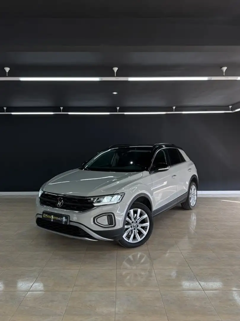 Volkswagen T-Roc 2.0TDI Life DSG7 110KW Beige - 1