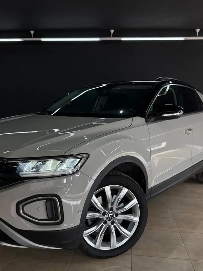 Volkswagen T-Roc 2.0TDI Life DSG7 110KW Beige - 2