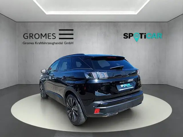 Peugeot 3008 view 5