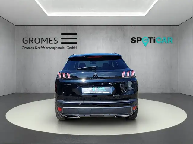 Peugeot 3008 view 4