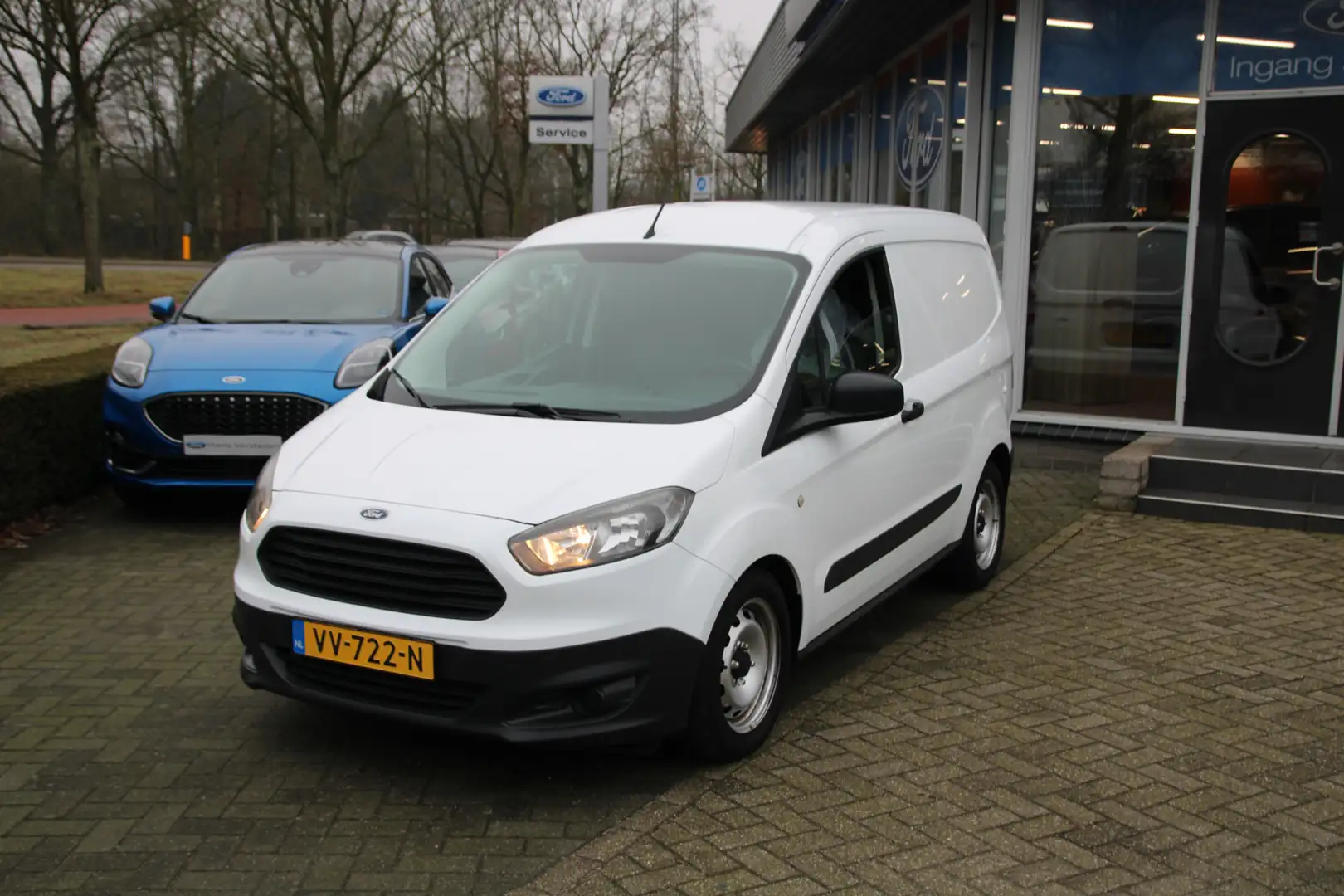 Ford Transit Courier 1.6 TDCI 90 PK Ambiente Eerste eigenaar Wit - 2