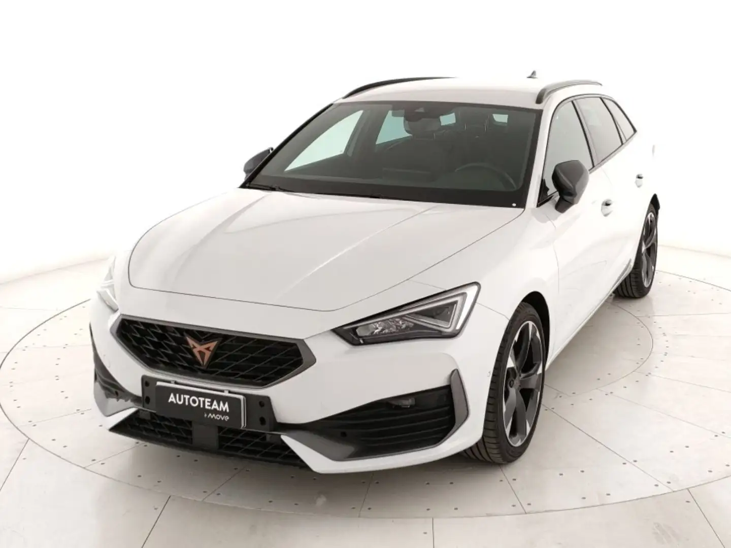 CUPRA Leon Sportstourer 1.5 hybrid 150cv dsg Bianco - 1