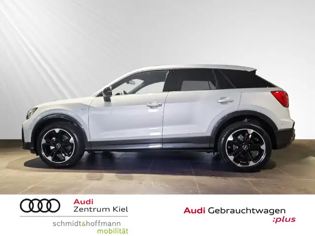 Audi Q2 view 3