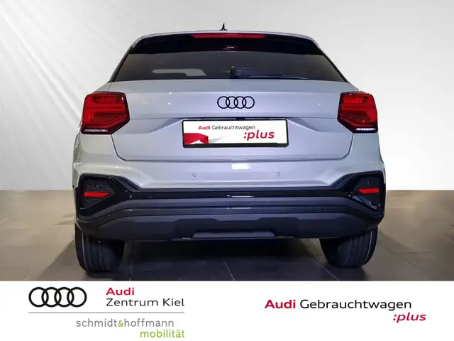 Audi Q2 view 5