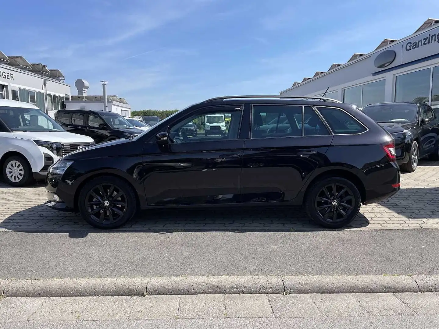 Skoda Fabia III Combi 1.0 TSI DSG Ambition, 1.HAND+GARANTIE+LE Zwart - 2