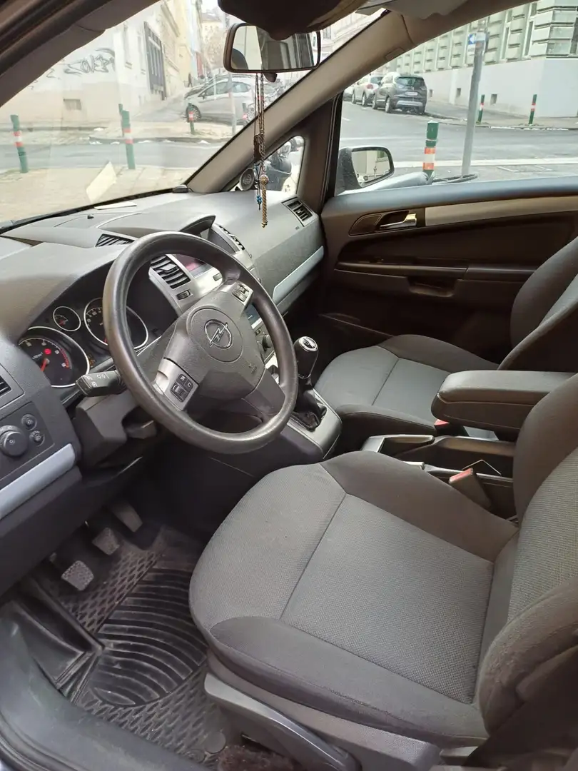 Opel Zafira 1,9 CDTI Cool & Sound DPF - 2