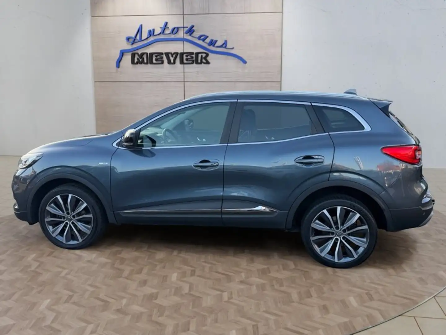 Renault Kadjar 1.7 BLUE dCi Bose Edition 4WD  AHK/LED/Navi/Pano Grau - 2