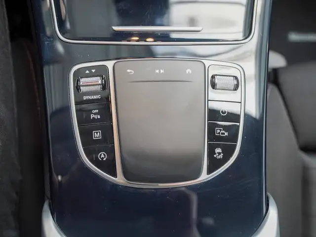 Mercedes-Benz GLC view 25