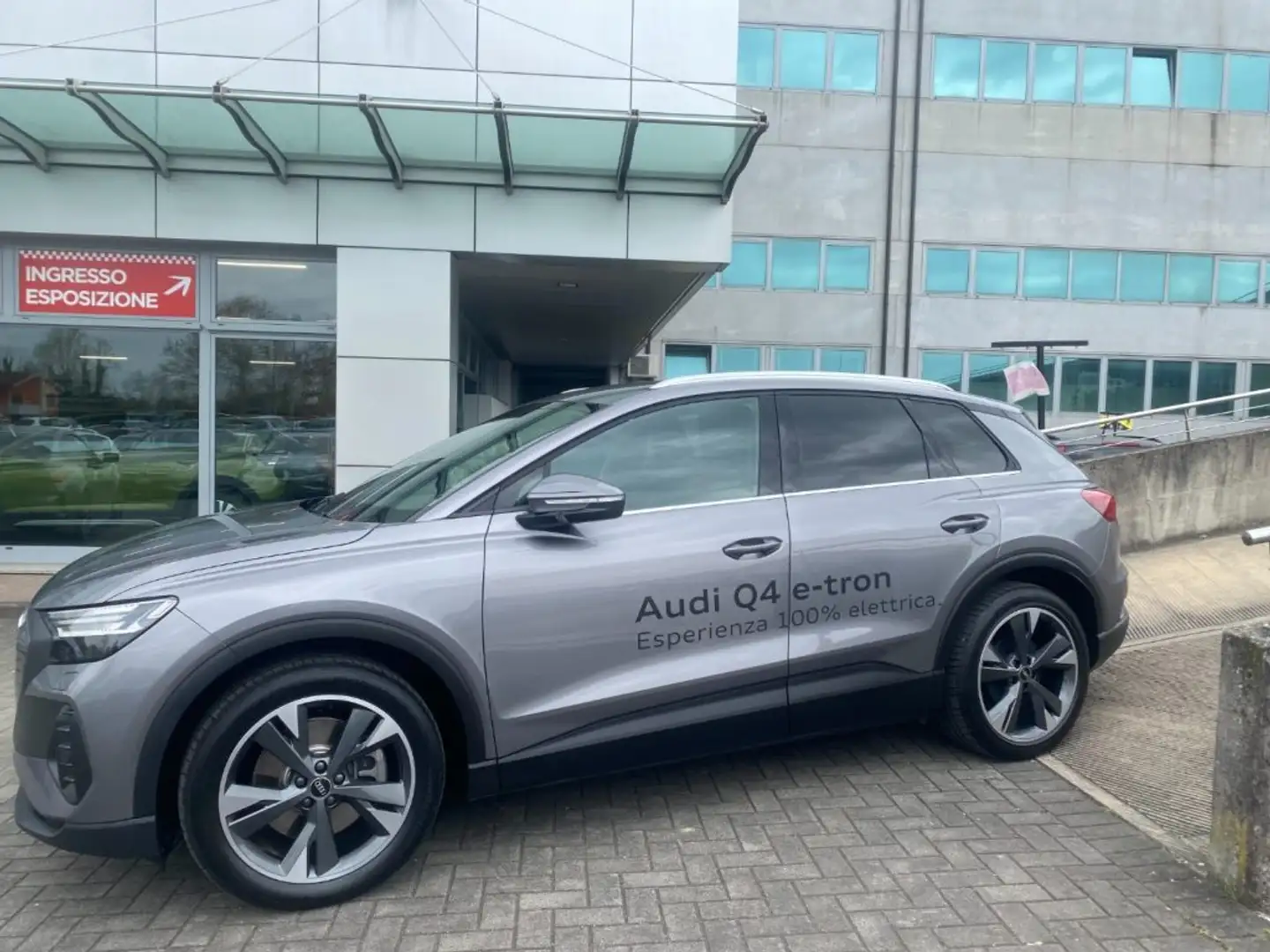 Audi Q4 e-tron Q4 40 e-tron Business Advanced Grigio - 2