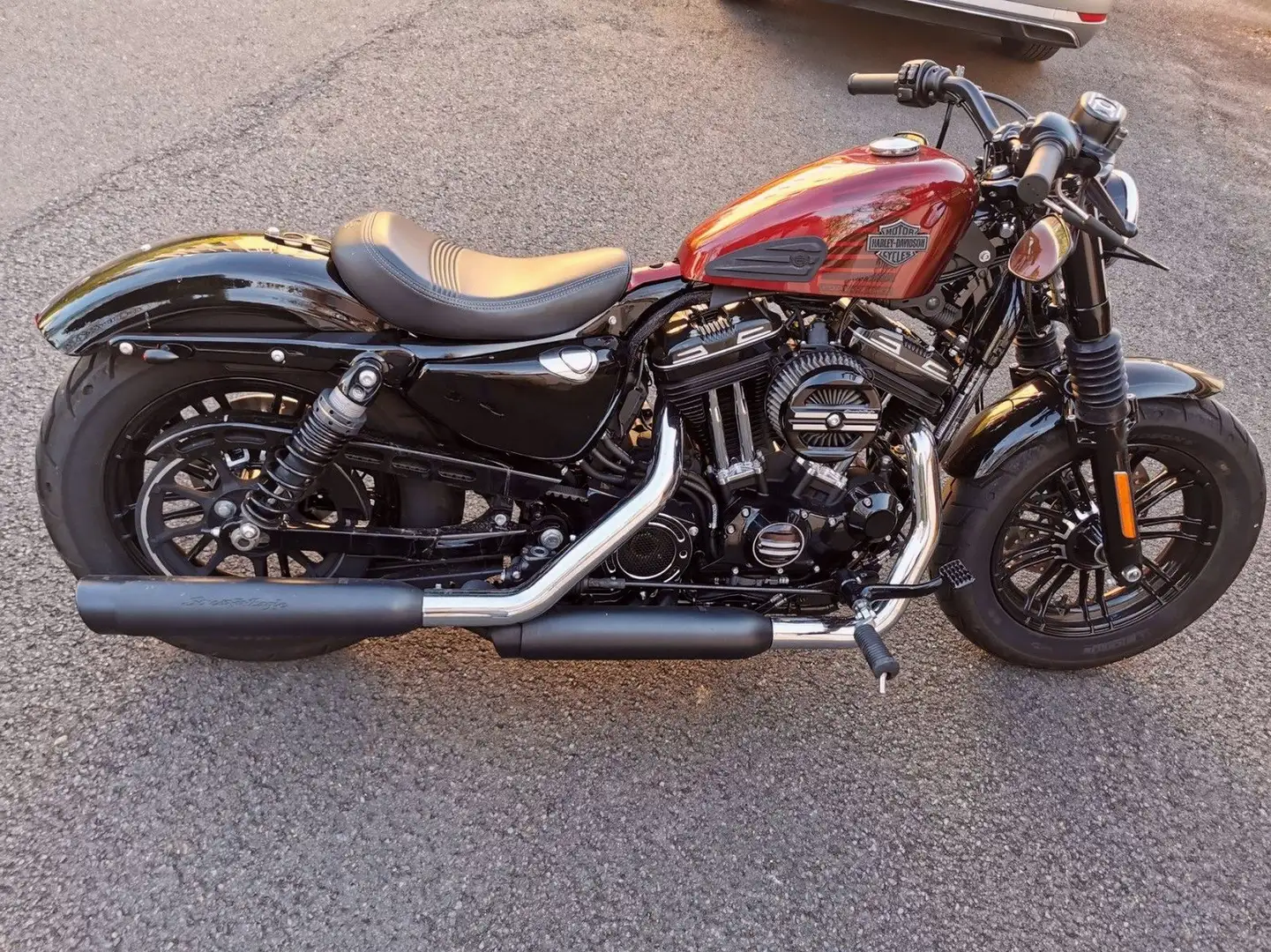 Harley-Davidson Sportster Roşu - 1