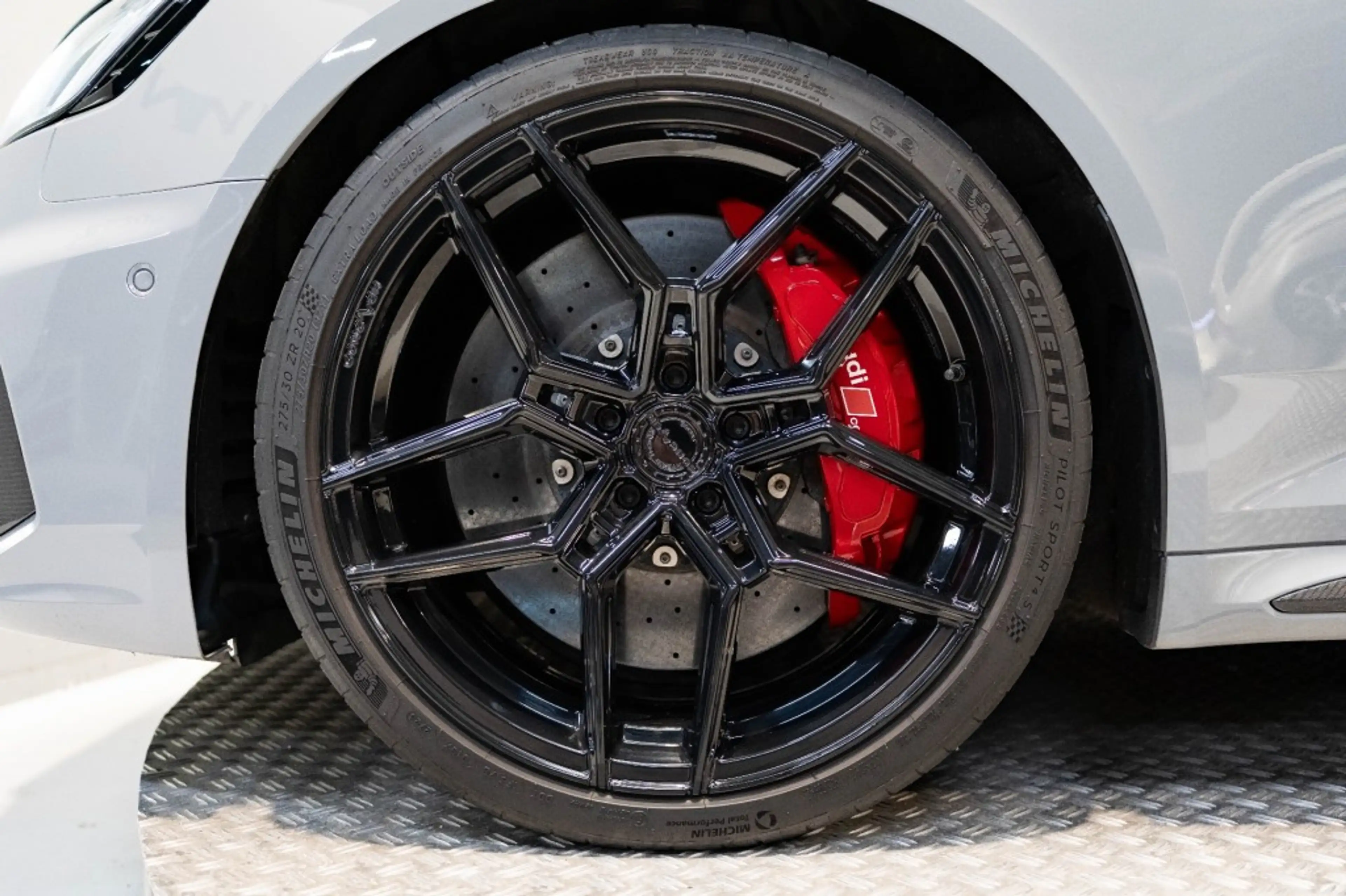 Audi RS4 2.9 TFSI 450 PK, Panodak, B&O audio, Head-up, Ker — photo 14
