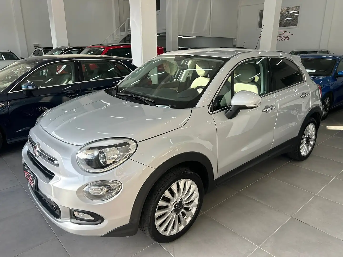 Fiat 500X 500X 1.6 mjt Lounge 4x2 120cv my17 Argento - 2