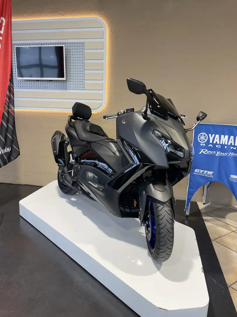 Yamaha TMAX 560 Negro - 1