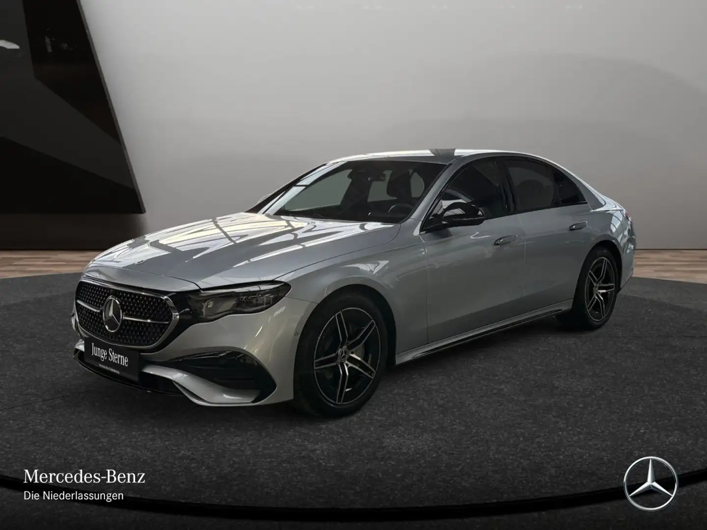 Mercedes-Benz E 200 4M AMG 360° Distr. Night Spurhalt-Ass PTS 9G Silber - 2