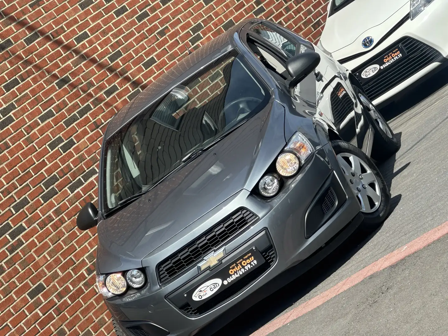 Chevrolet Aveo // PARFAIT ÉTAT // Grijs - 1