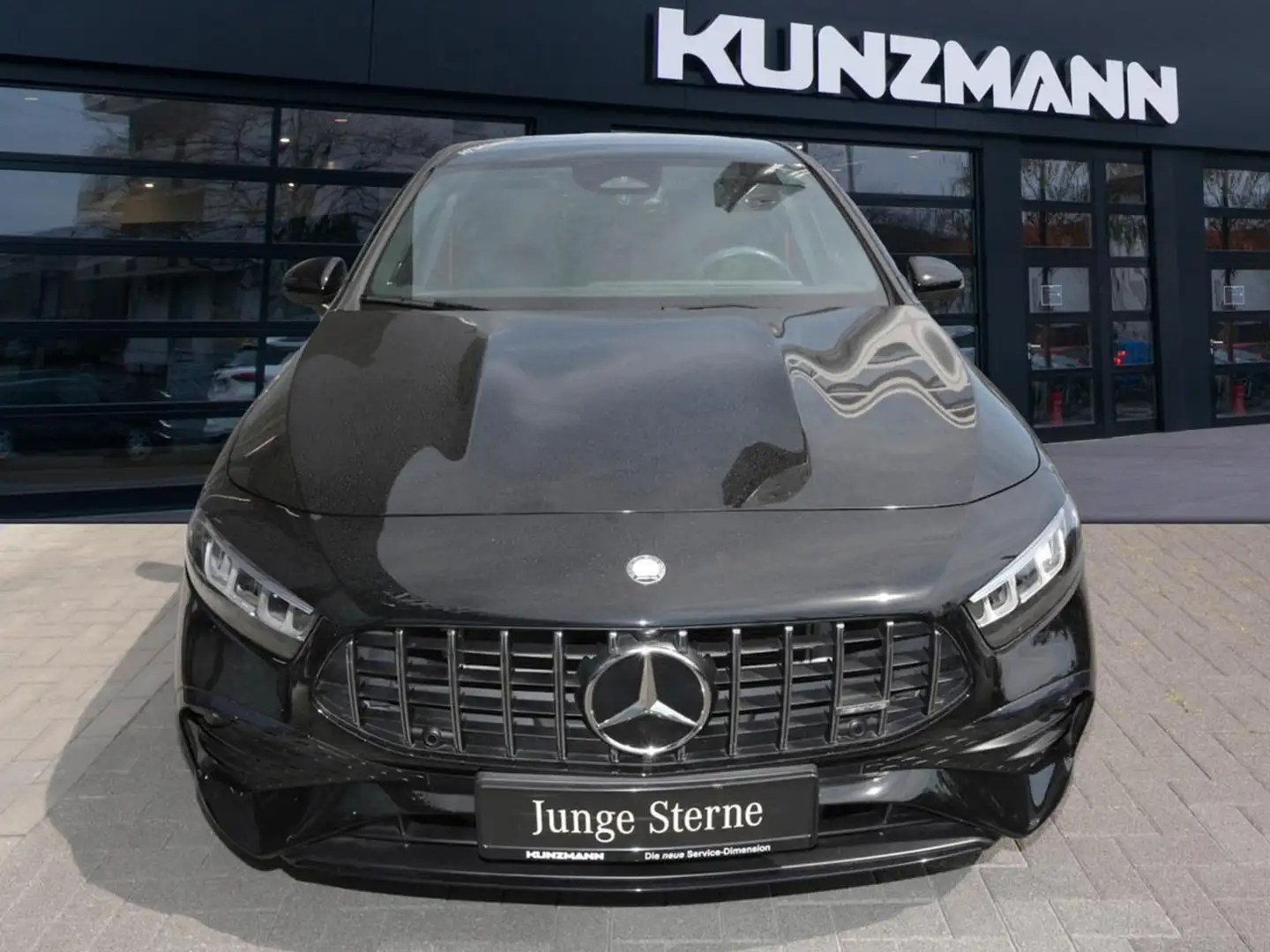 Mercedes-Benz A 35 AMG 4M Night Burmester Kamera Totwinkel Schwarz - 2