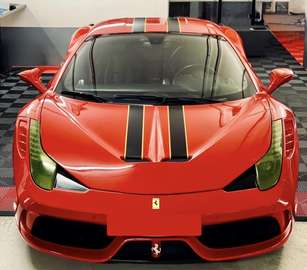 Italia 4.5 V8 570ch