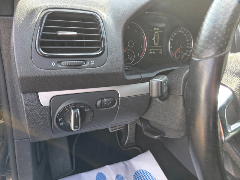 Volkswagen Scirocco Scirocco 1.4 TSI DSG*Autom.*Xenon*PDC*TÜV NEU* — photo 14