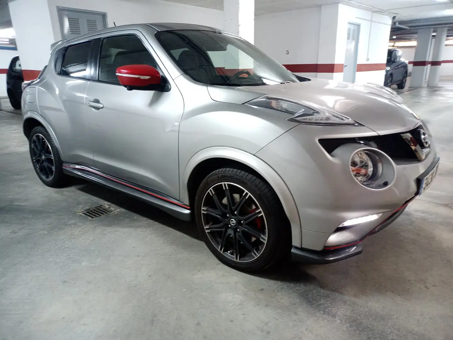 Nissan Juke 1.6 DIG-T Nismo RS 4x2 218 Plateado - 1
