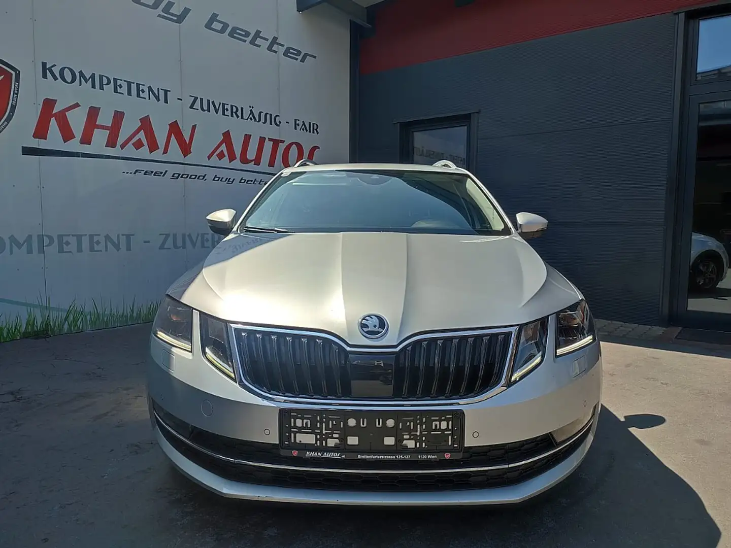 Skoda Octavia Combi 1,6 TDI DSG *Navi*RFKamera*Abstandstempomat* Silber - 2