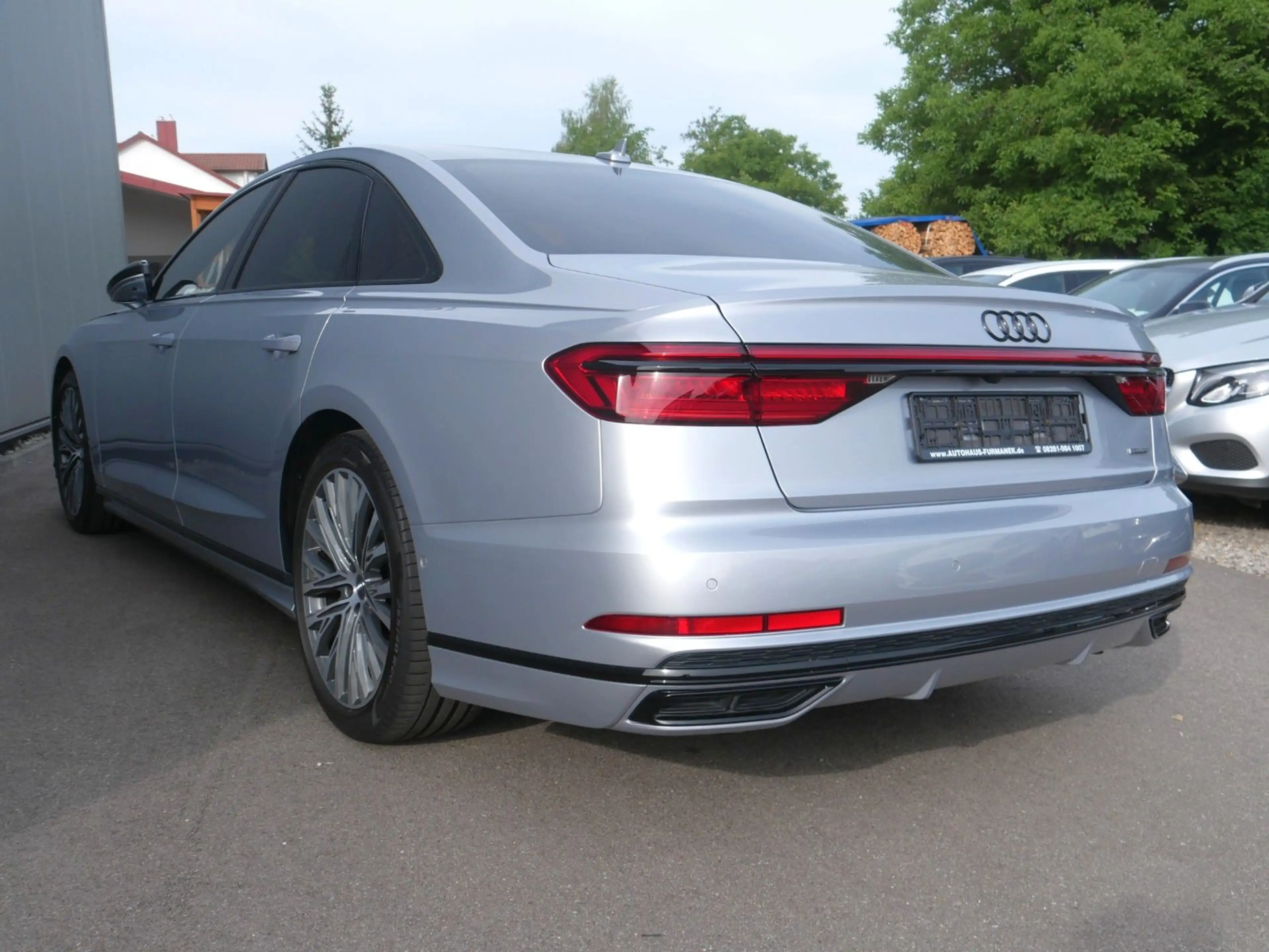 Audi A8 55 TFSI Quattro S-Line B&O/PANO/STHZ/H-UP/360 — photo 2
