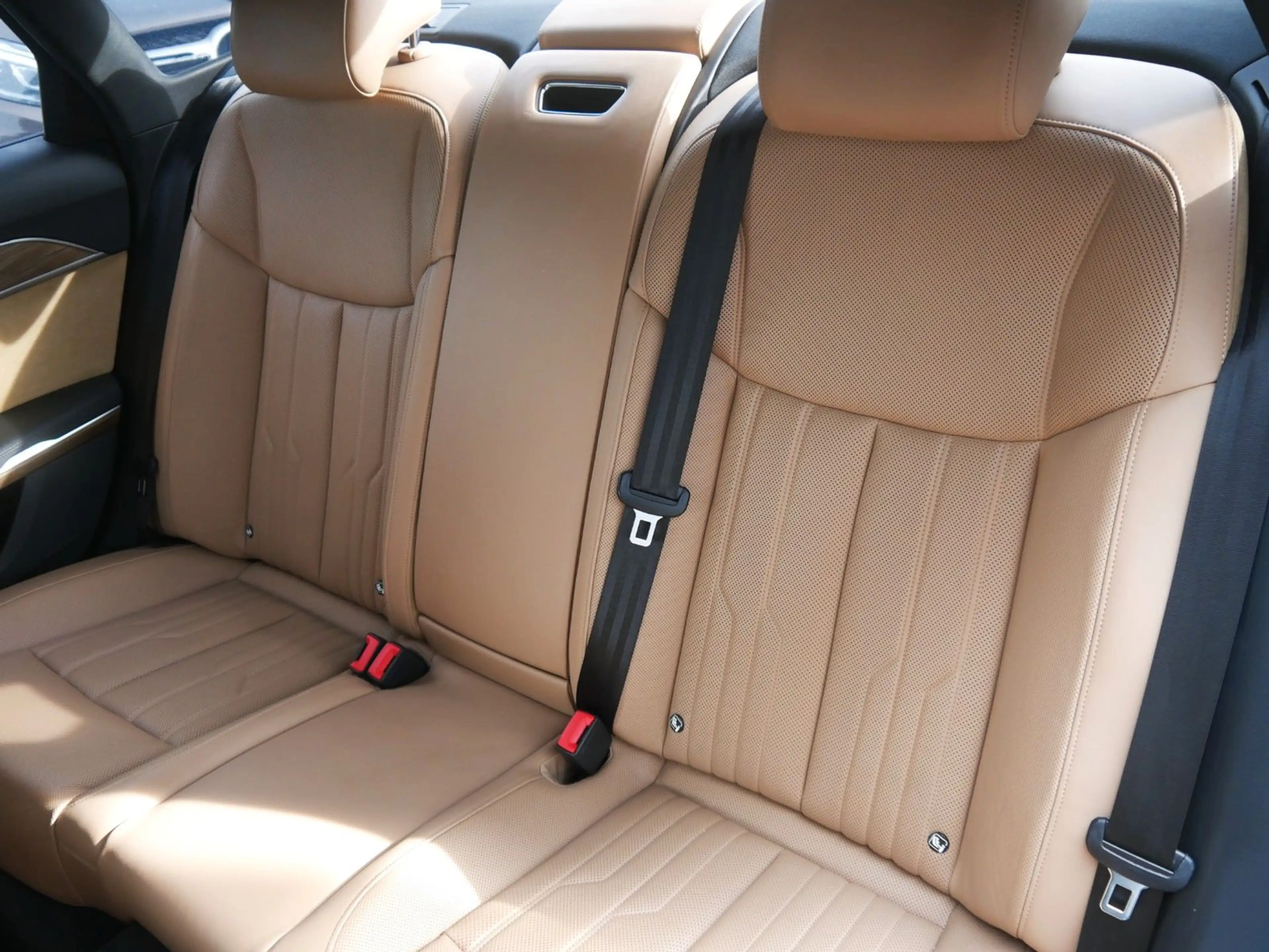 Audi A8 55 TFSI Quattro S-Line B&O/PANO/STHZ/H-UP/360 — photo 10