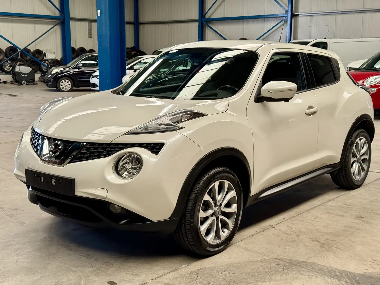 Nissan Juke 1.2 DIG-T 2WD Tekna - 1