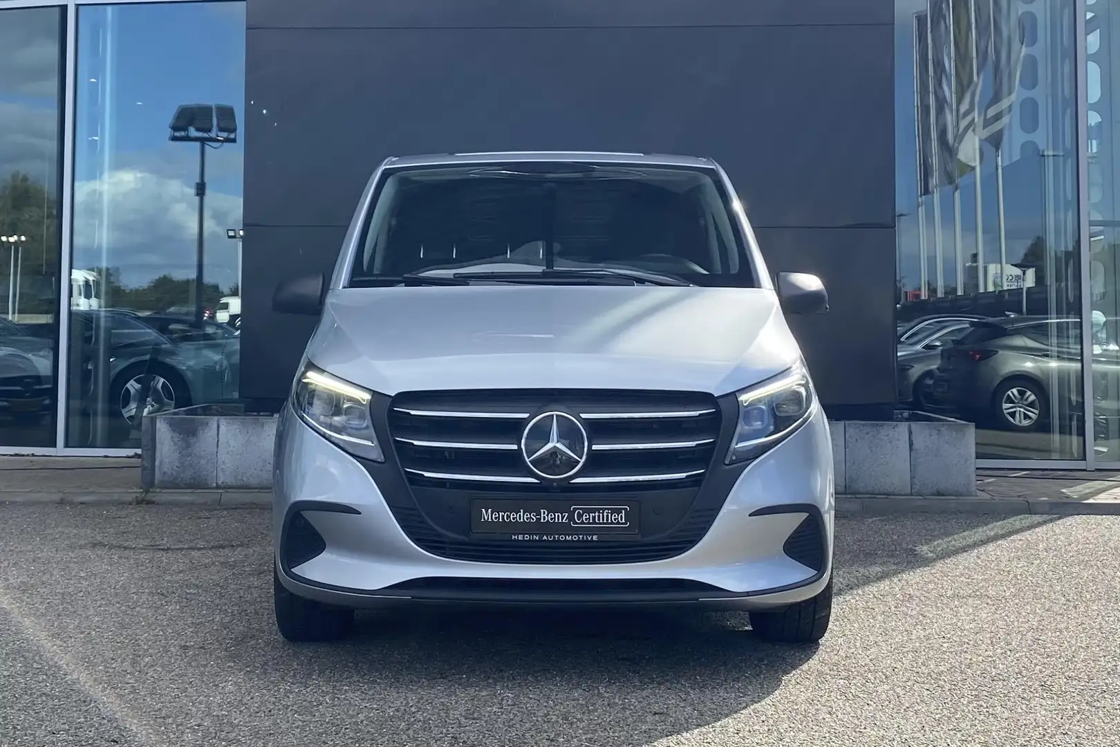 Mercedes-Benz Vito 119 L2 Automaat 4x4 | Distronic+ | Stoelverwarming Argent - 2
