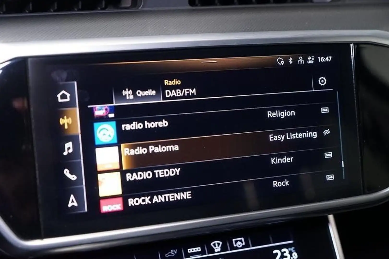 Audi A6 Kamera/360°/ACC/AHK/AUT/LED/Navi/RFK/SHZ/HUD Schwarz - 1