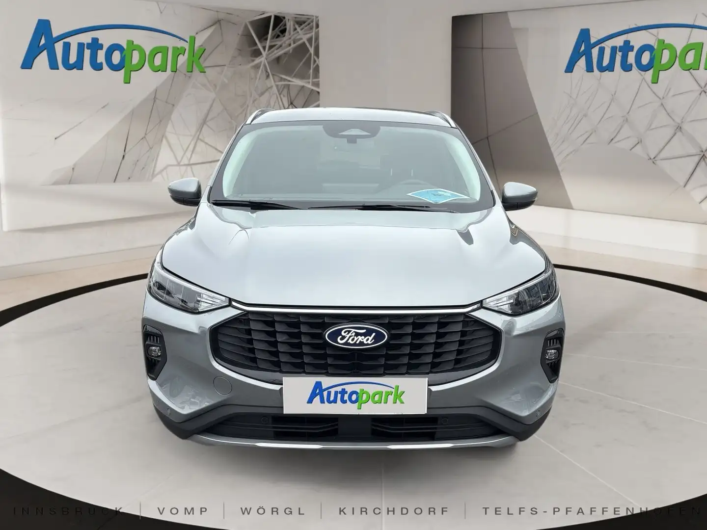 Ford Kuga FHEV Titanium CVT 4WD Silber - 2