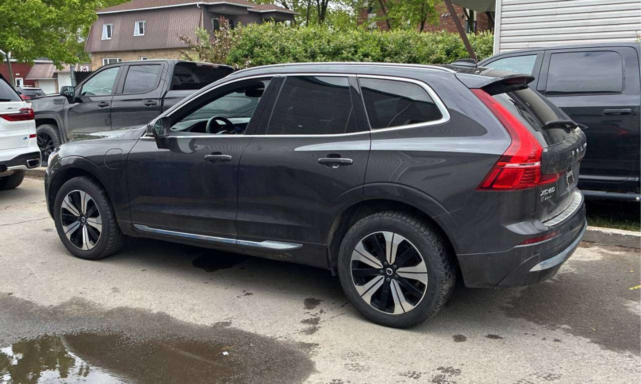 2023 Volvo XC60 T8 RECHARGE+ T8 BRIGHT THEME HYBRID CUIR TOIT PANO alt 5