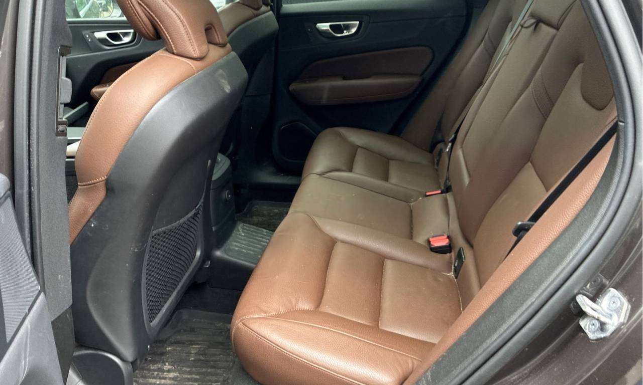 2023 Volvo XC60 T8 RECHARGE+ T8 BRIGHT THEME HYBRID CUIR TOIT PANO thumb 13