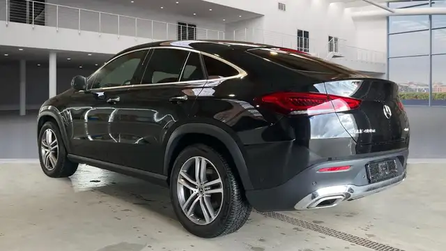 Mercedes-Benz Gle view 3