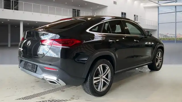 Mercedes-Benz Gle view 4