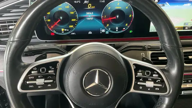 Mercedes-Benz Gle view 10
