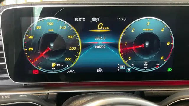 Mercedes-Benz Gle view 11