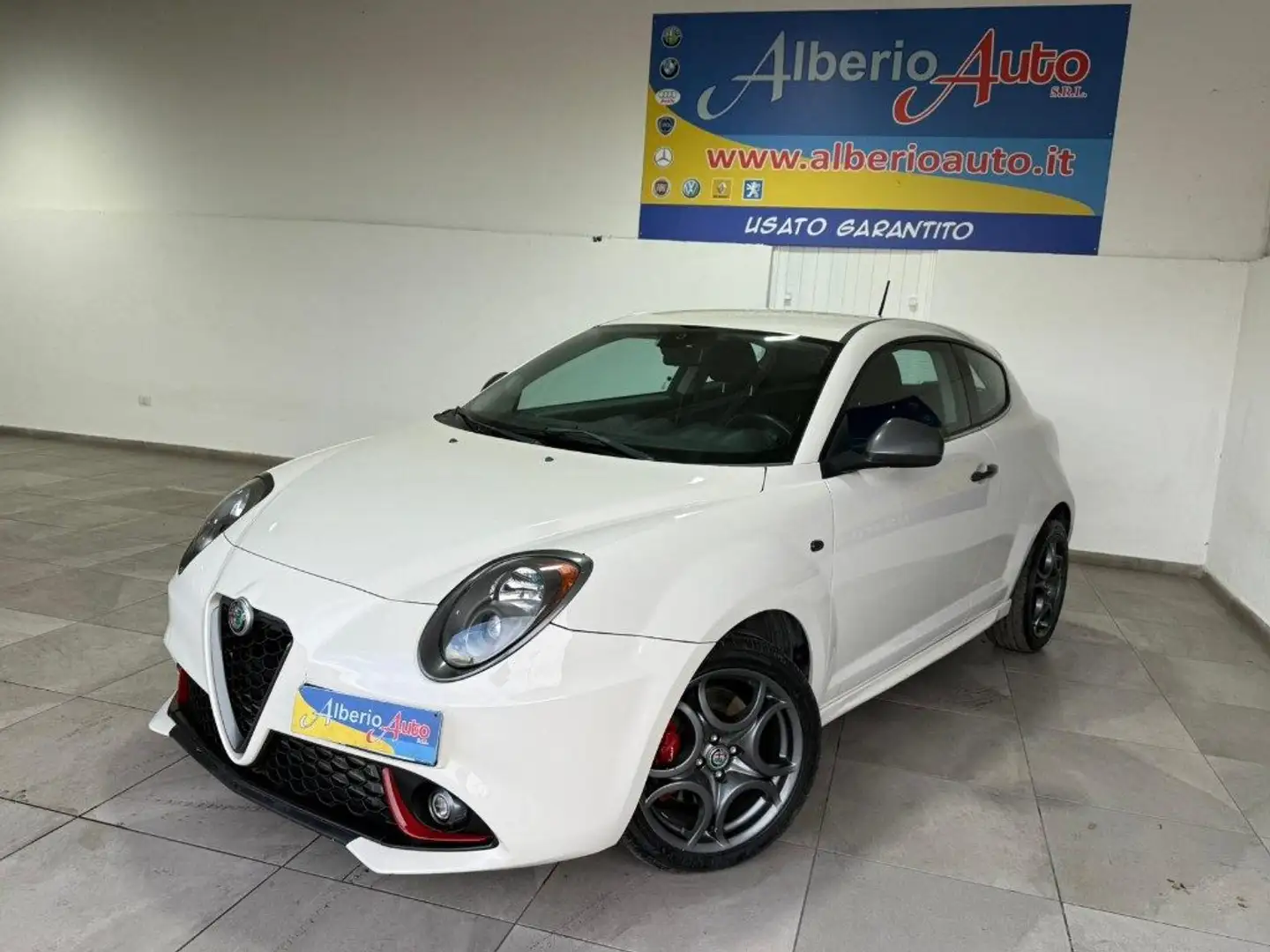 Alfa Romeo MiTo 1.6 JTDm 16V Distinctive Weiß - 1