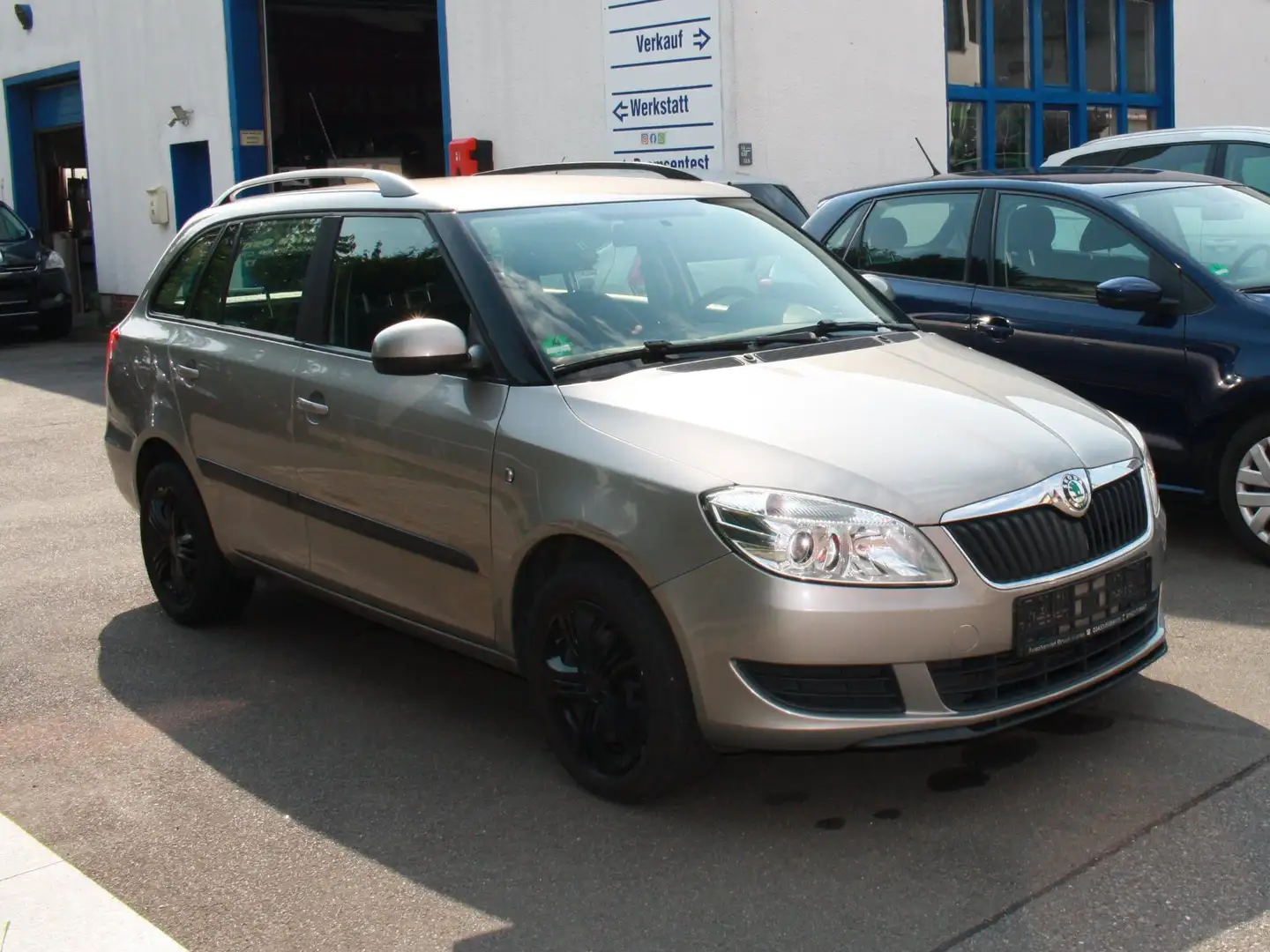 Skoda Fabia Ambiente Goud - 2