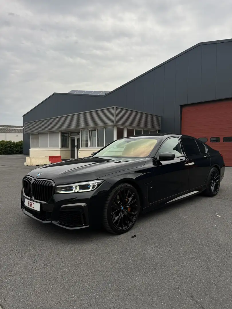BMW 745 745e - 1