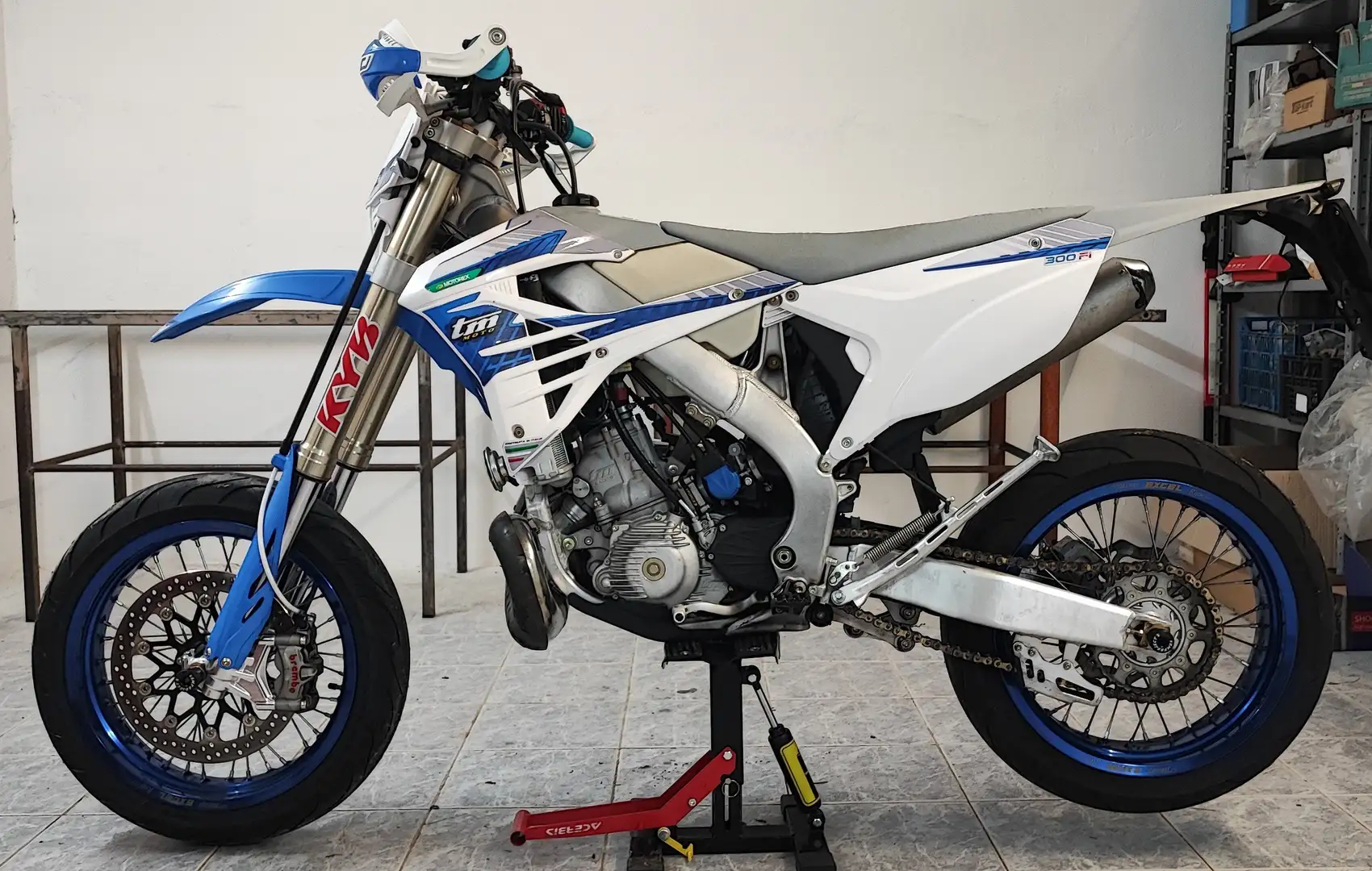 TM SMR 300 2T SMR 300 FI Kék - 2