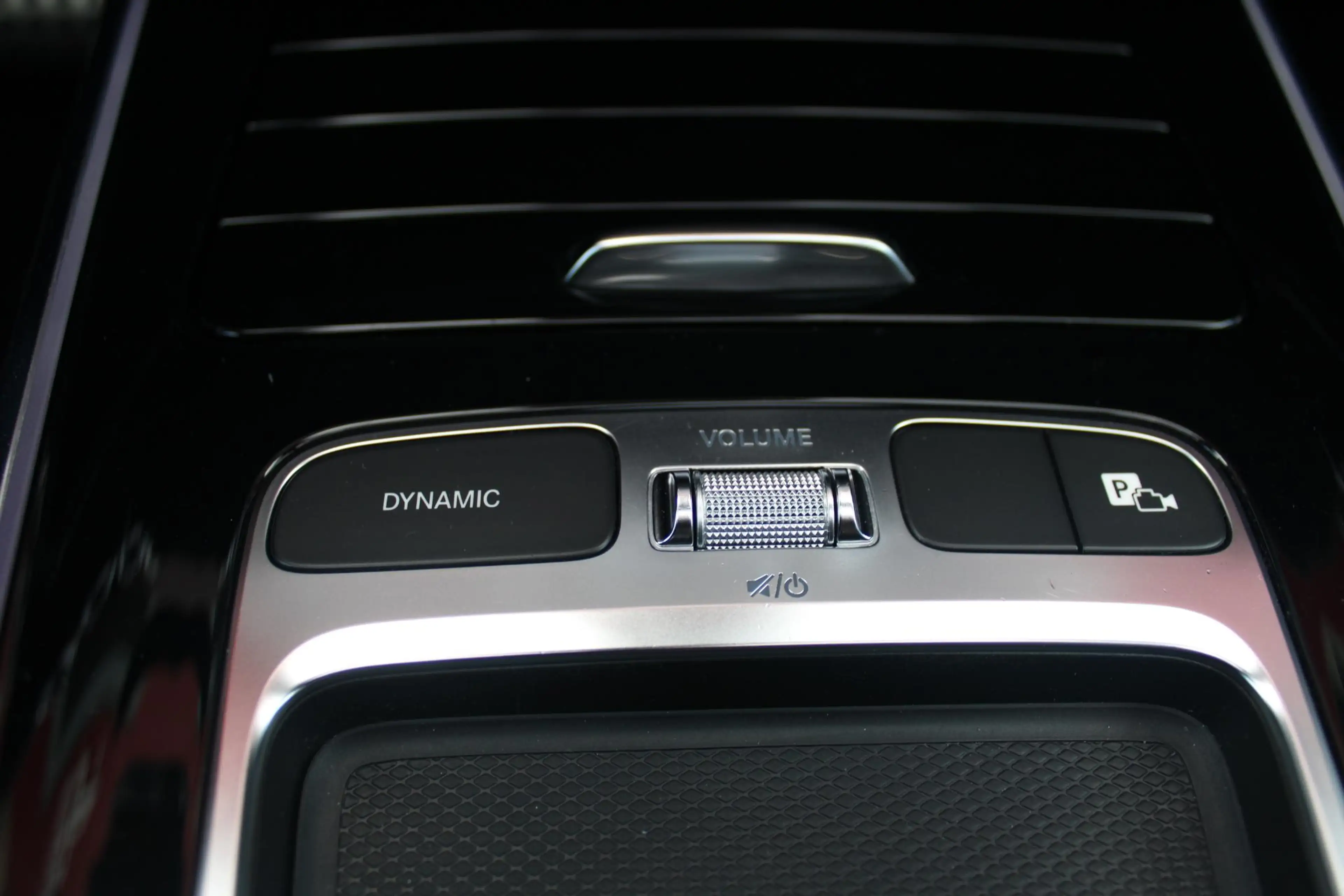 Mercedes-Benz GLA 250 e AMG Line | PANORAMISCH SCHUIF/KANTEL DAK | SFEER — photo 23