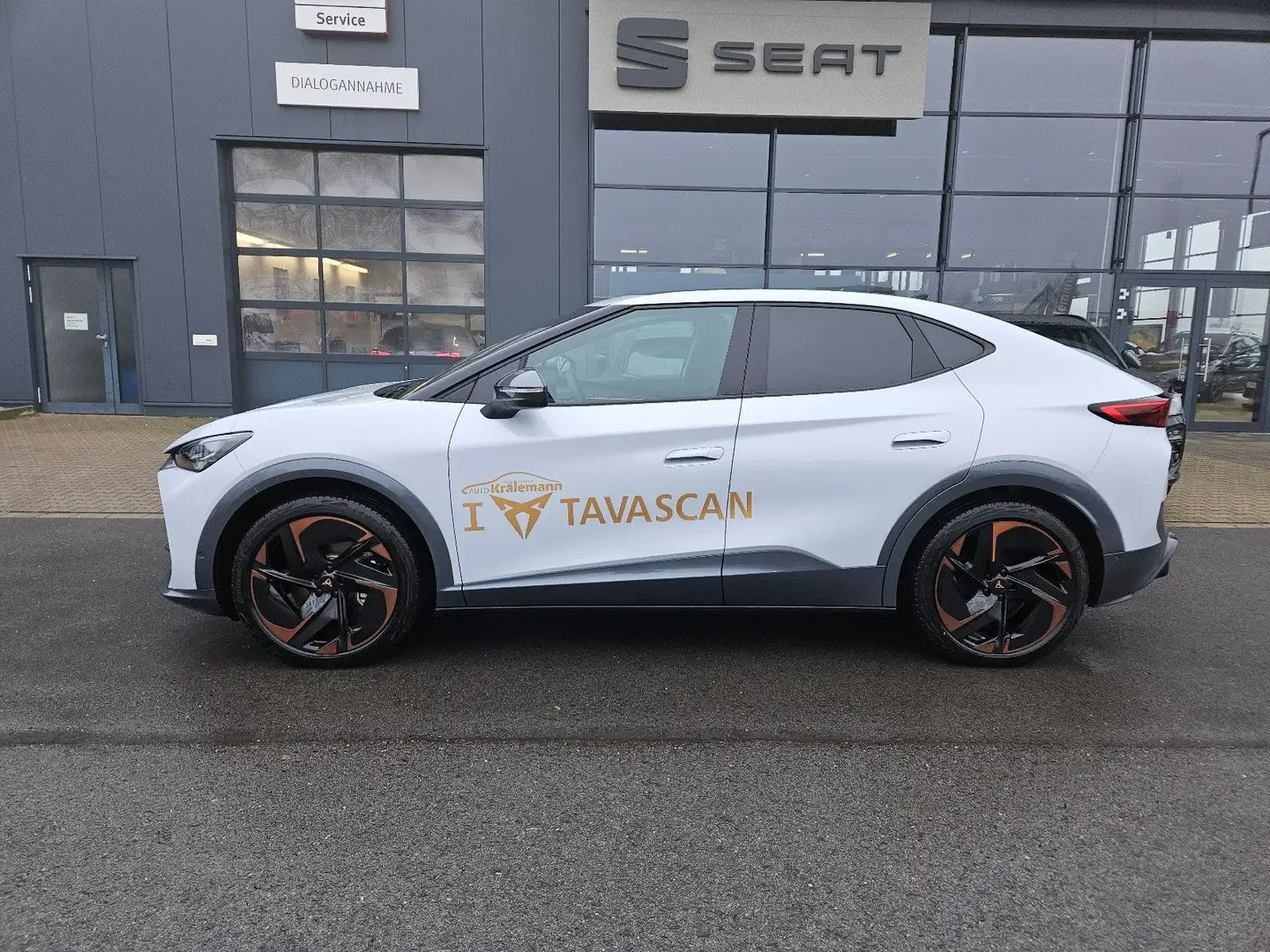 CUPRA Tavascan 77 kW Endurance*HeatPump*AdrenalinPack* Argintiu - 2