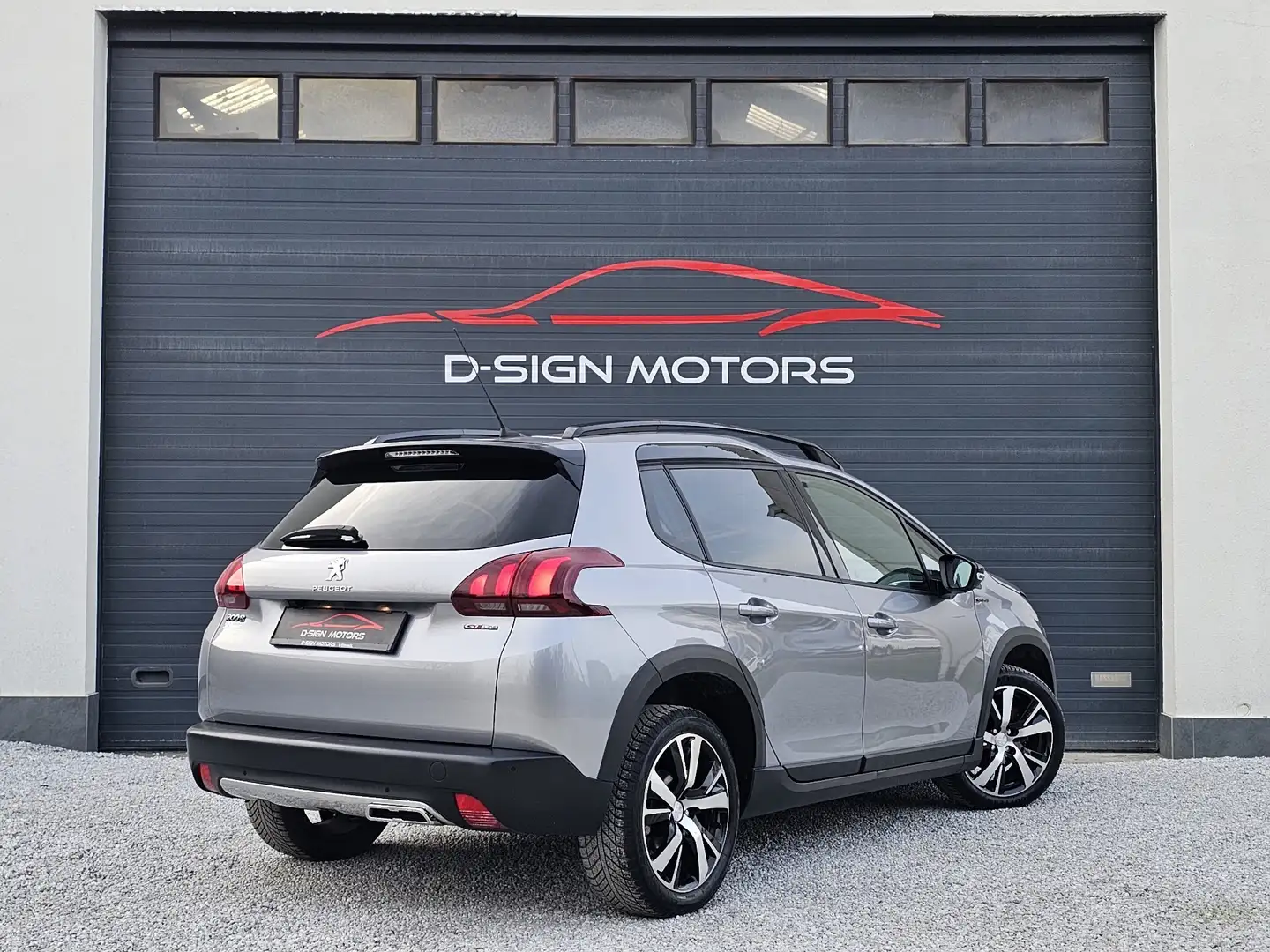 Peugeot 2008 1.2 PureTech GT LINE (110ch) AUT. 2018 52.000km !! Gris - 2
