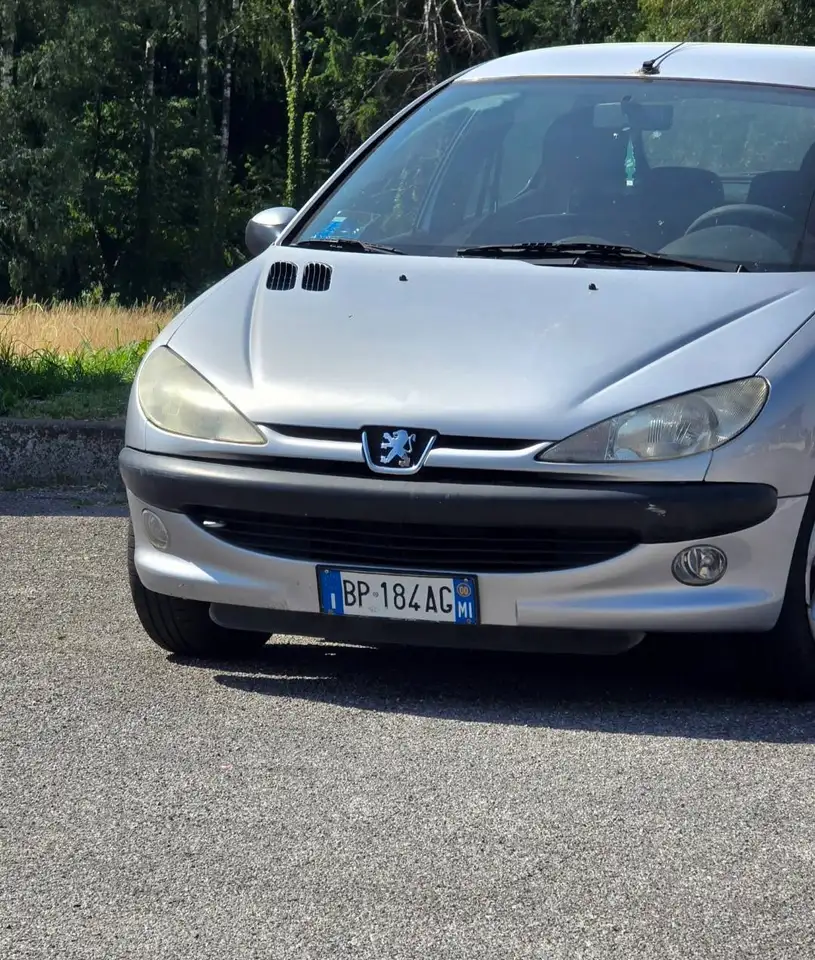 Peugeot 206 5p 1.4 XR c/2airbag, foto 1