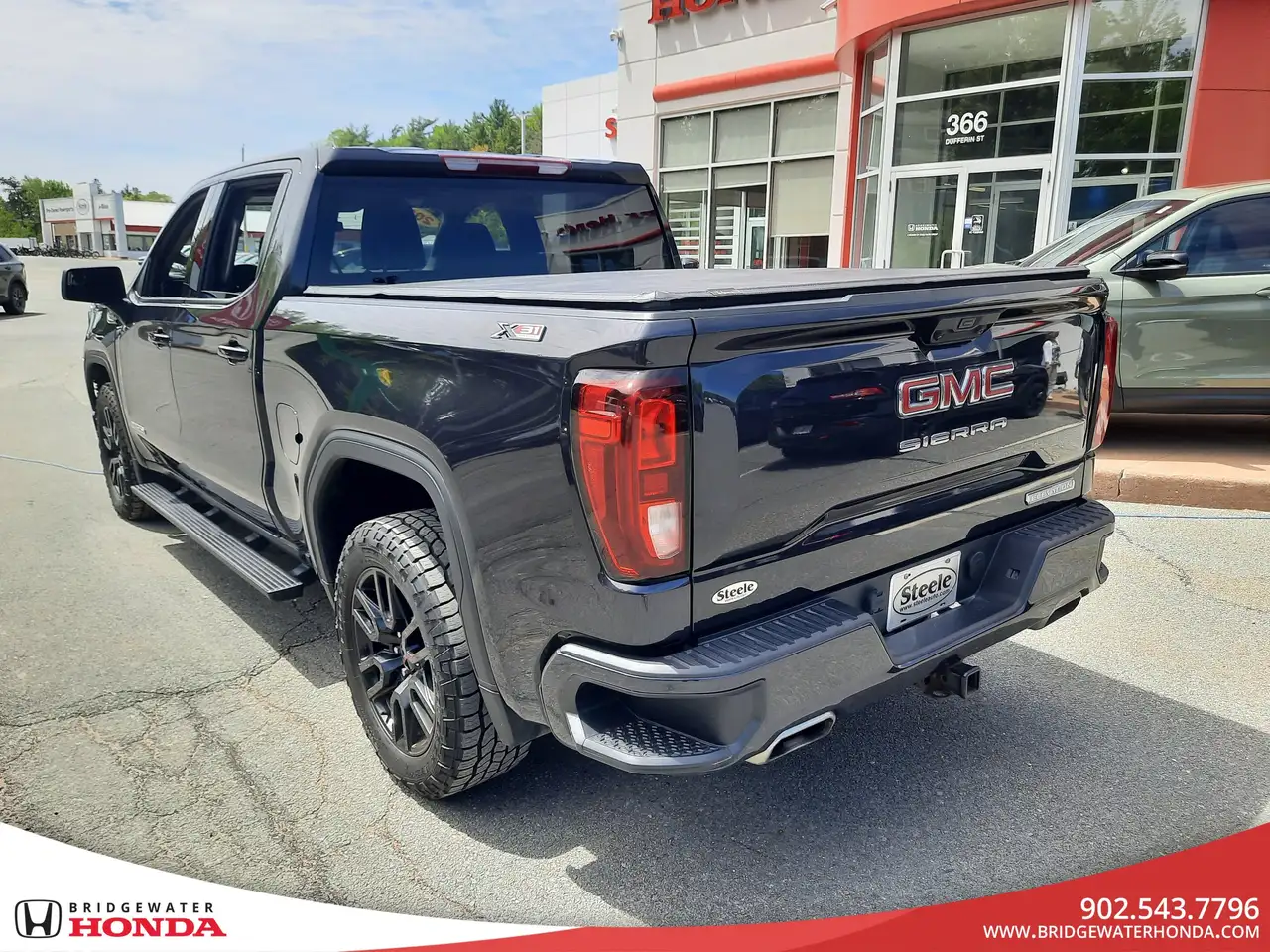 GMC Sierra 1500 photo GMC Sierra 1500