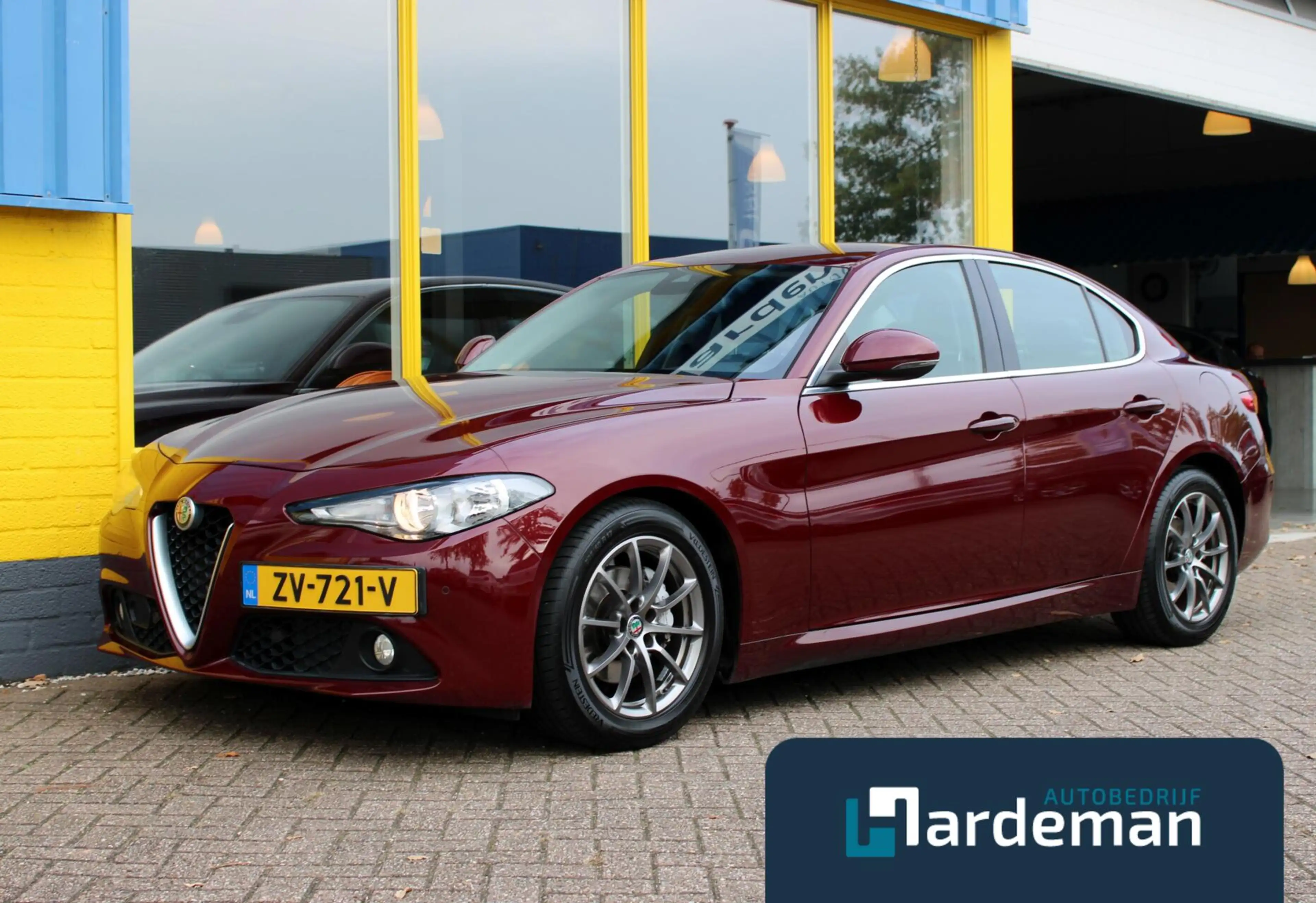Alfa Romeo Giulia 2.2 Leder Navi zeer netjes.