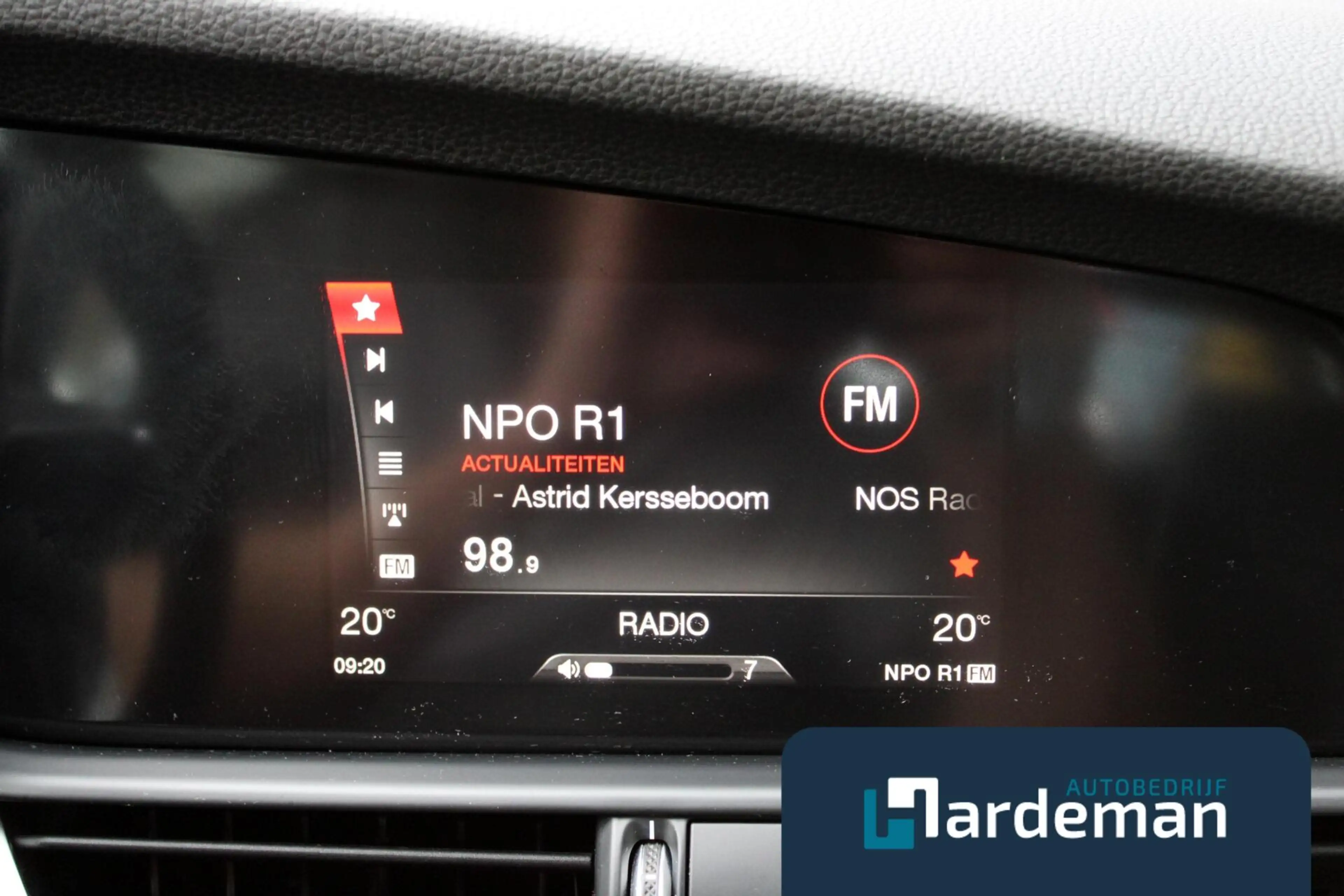 Alfa Romeo Giulia 2.2 Leder Navi zeer netjes. — photo 15