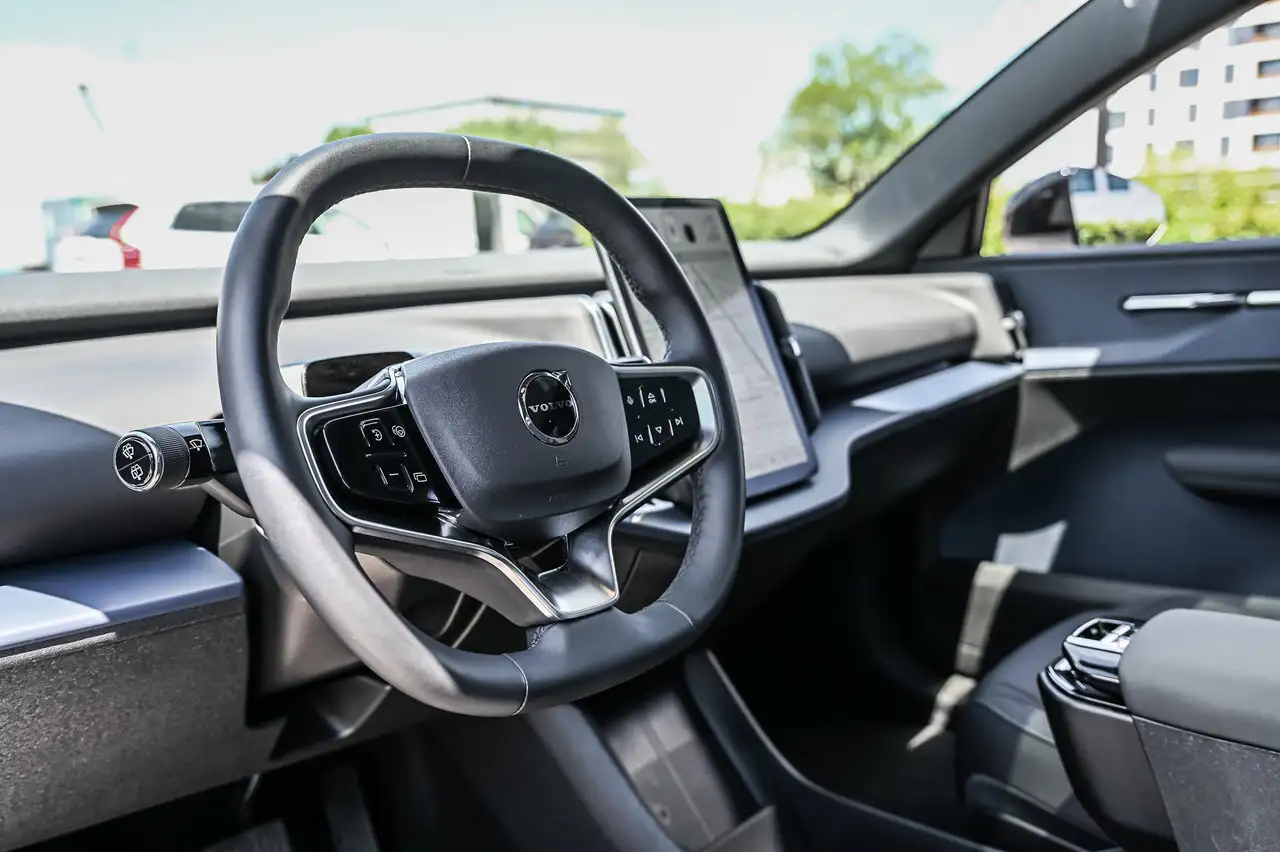 Volvo EX30 снимка Volvo EX30