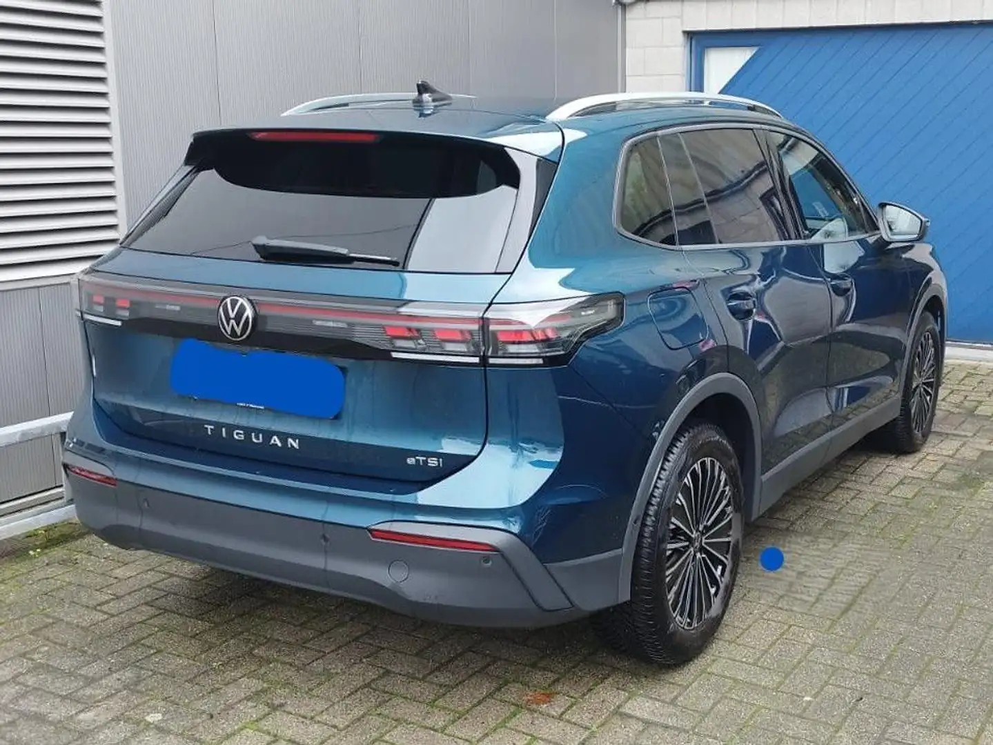 Volkswagen Tiguan Tiguan 1.5 eTSI OPF DSG Life Blauw - 2